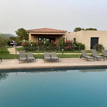 Louna Villa *